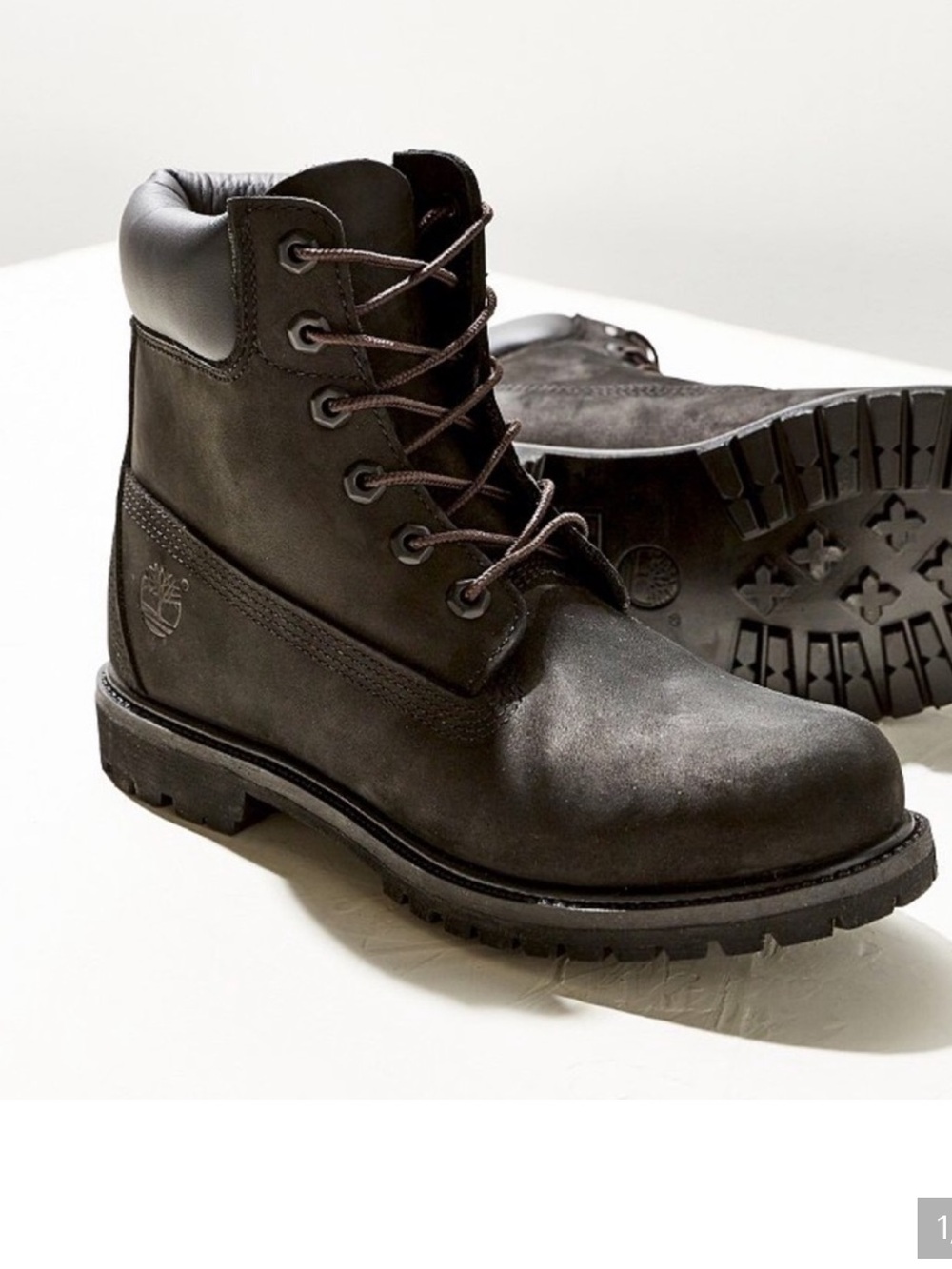 TIMBERLAND Black Leather Suede
premium work boot Women's size 6.5